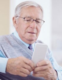 6 Helpful Apps for People With Alzheimer’s 6 Helpful Apps for People With Alzheimer’s